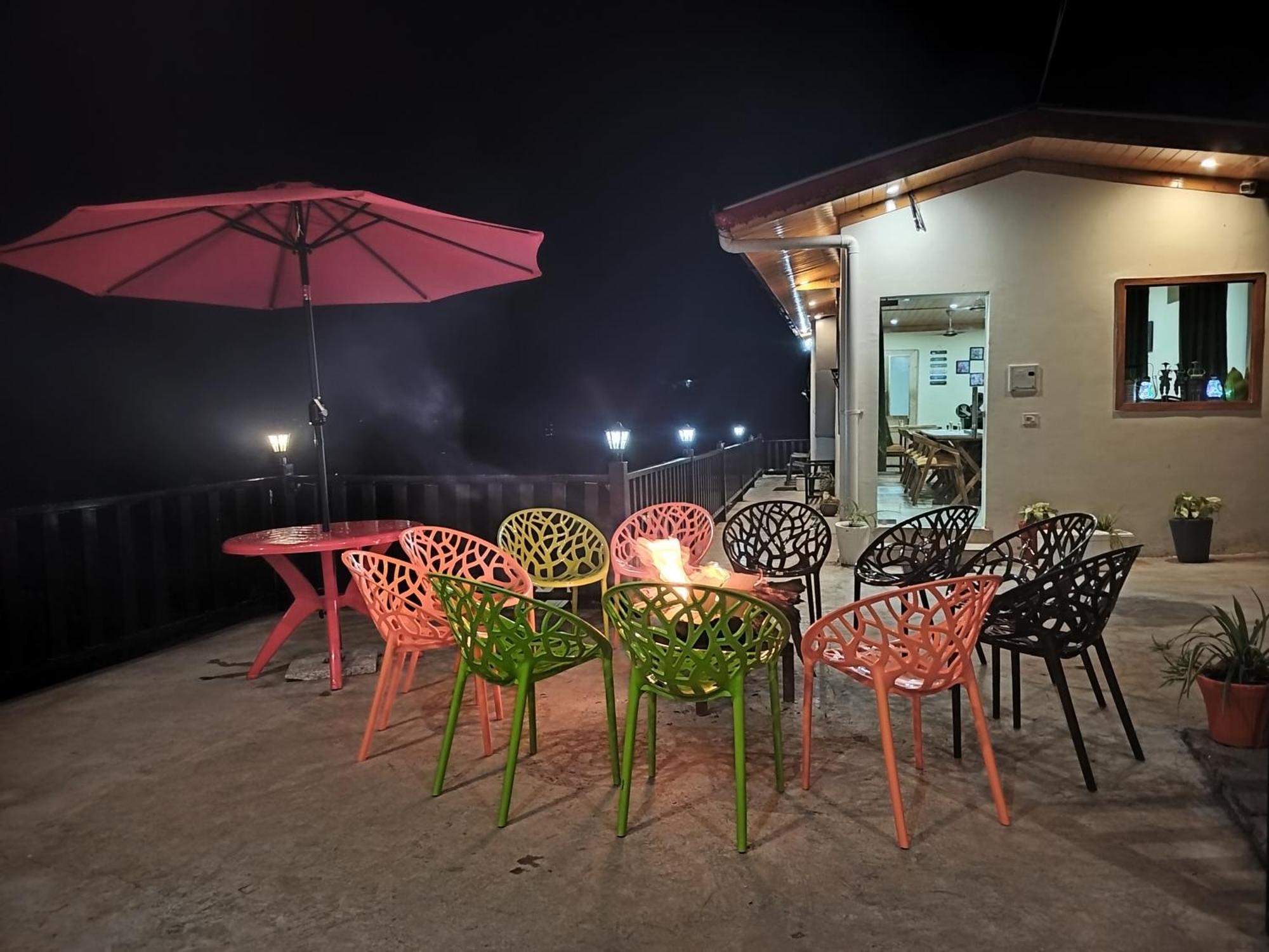 The Vintage Hill Village - Himalayan Boutique Resort Kanatal Esterno foto