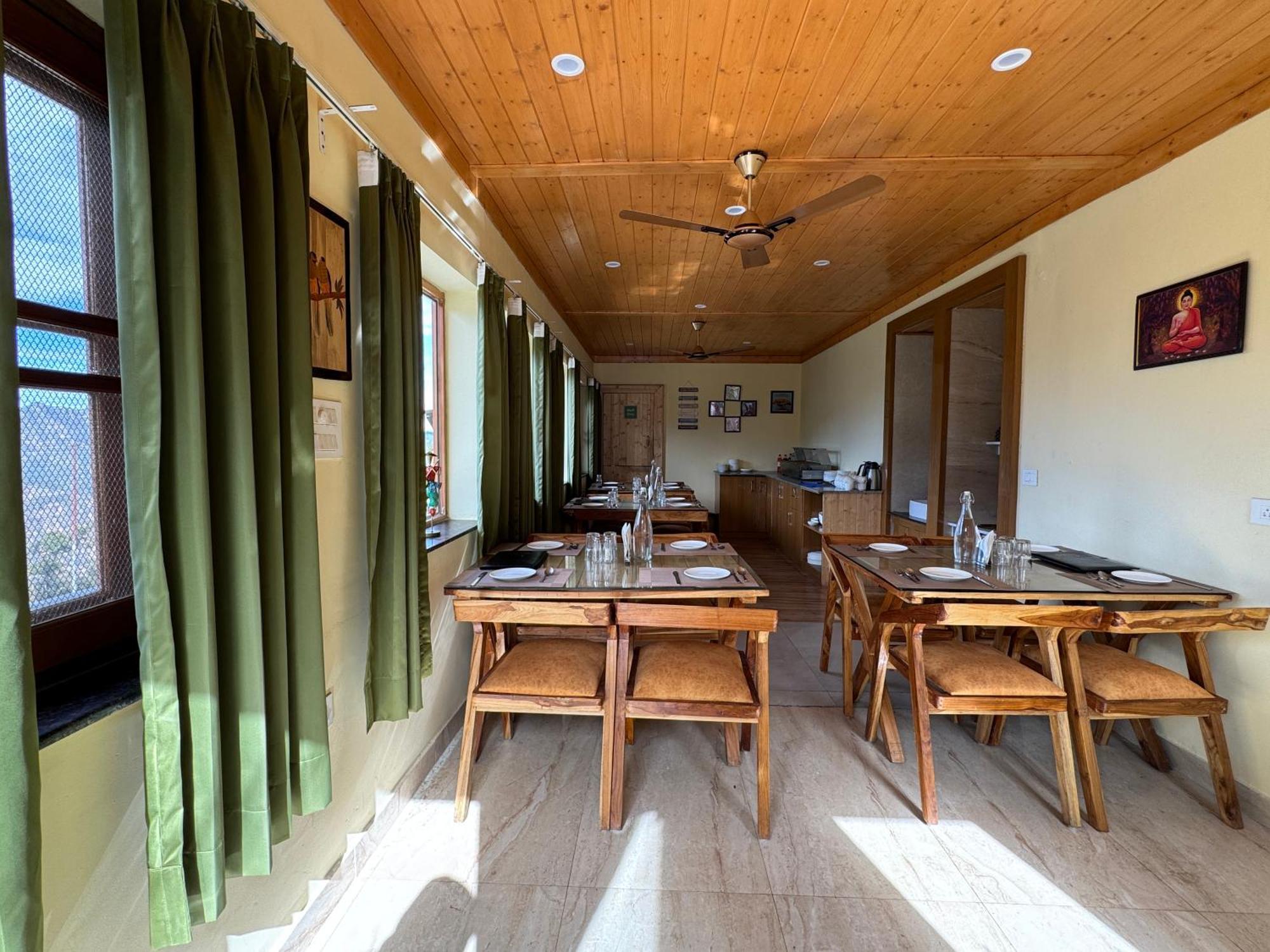 The Vintage Hill Village - Himalayan Boutique Resort Kanatal Esterno foto