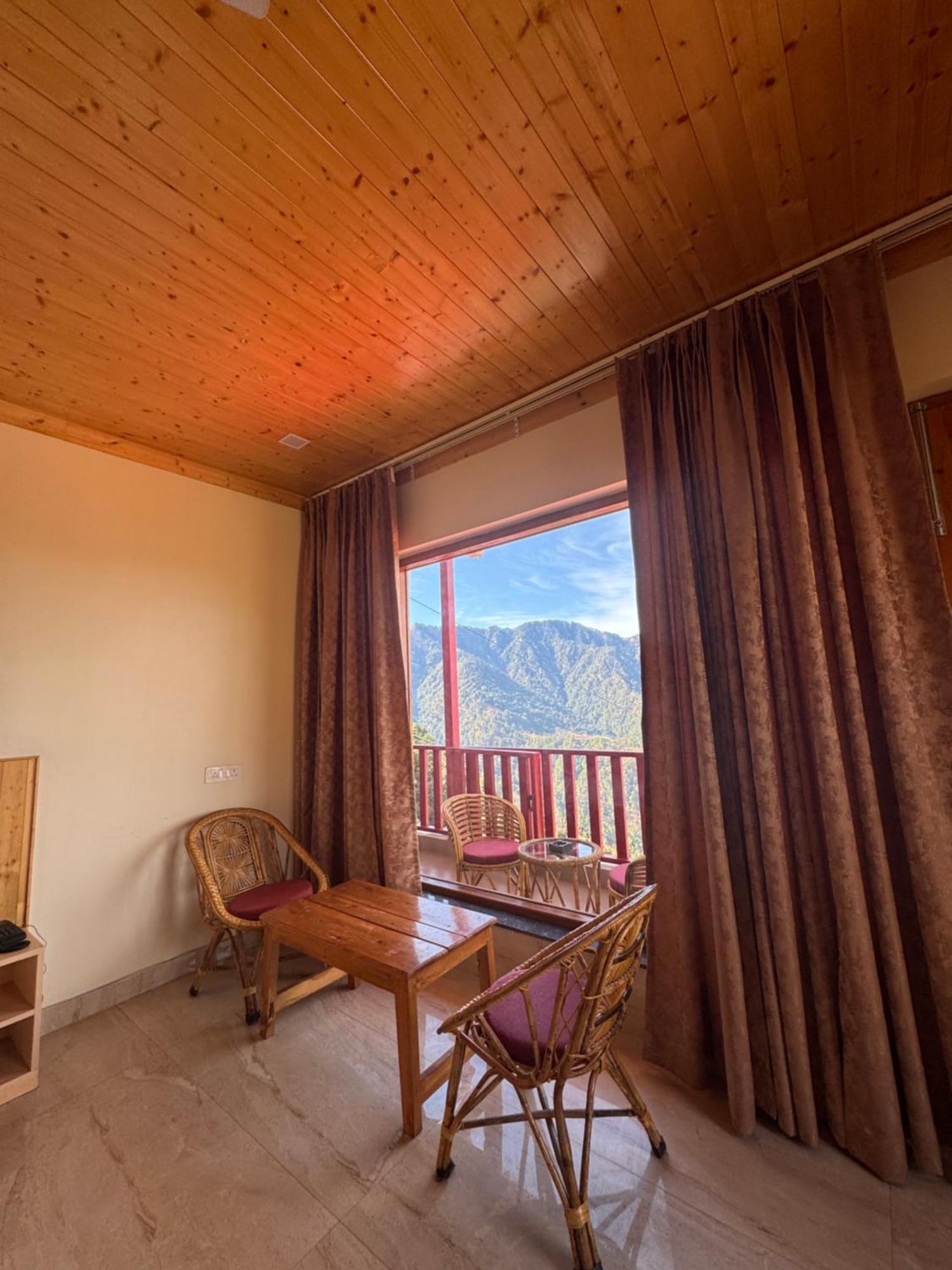 The Vintage Hill Village - Himalayan Boutique Resort Kanatal Esterno foto
