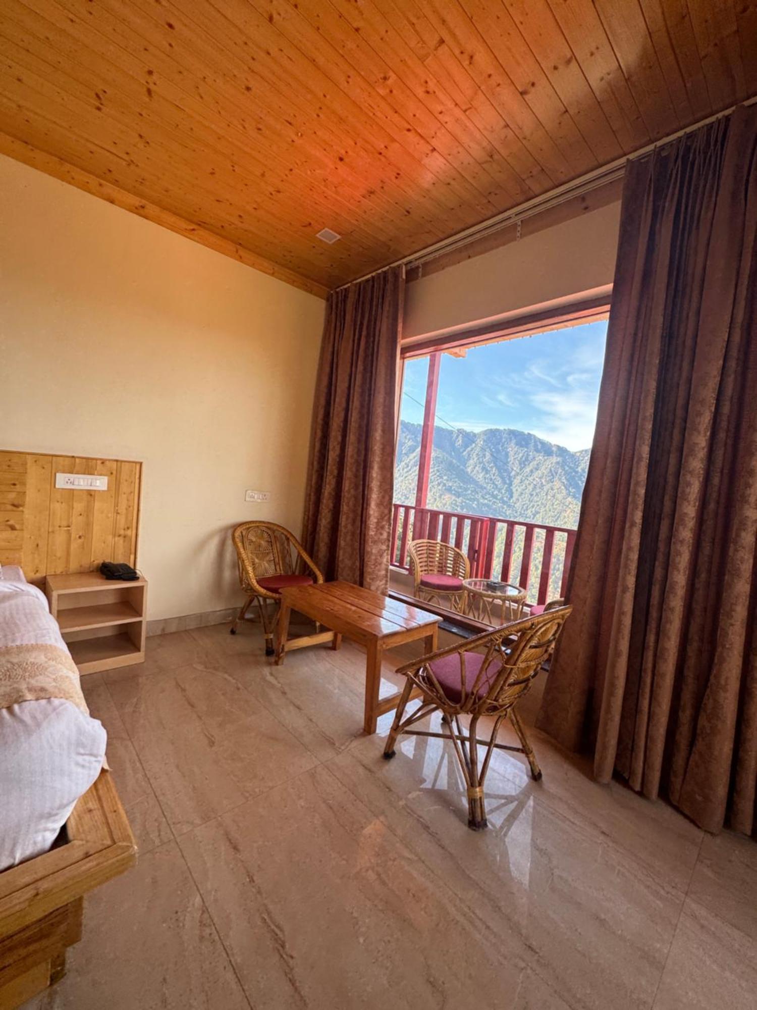 The Vintage Hill Village - Himalayan Boutique Resort Kanatal Esterno foto